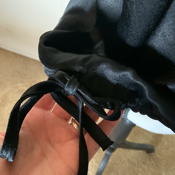 Vintage 70’s black satin spaghetti string tie tank top with drawstring waist S/M - Picture 6 of 8